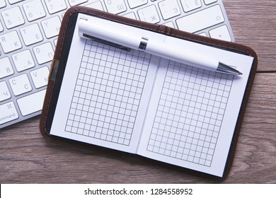 Notepad Keyboard Stock Photo 1284558952 | Shutterstock