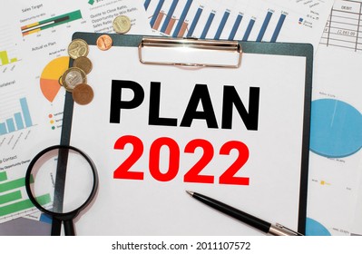 Notes With Inscription Goals 2022. Planning, Plans And Tasks. New Business Ideas. Setting Goal, Target. Motivation, Inspiration Concept.