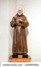 Noto, Sicily, Italy - August 20, 2018 : Statue Of Padre Pio Or Saint Pio Of Pietrelcina, A Roman Catholic Friar And Priest Who Displayed Holy Stigmata