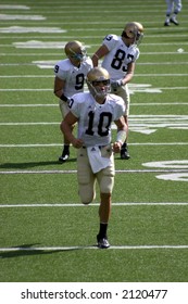 Notre Dame's #10 Brady Quinn, #83 Jeff Samardzija, & #9 Tom Zbikowski Warm Up Before The Navy Game On October 28, 2006
