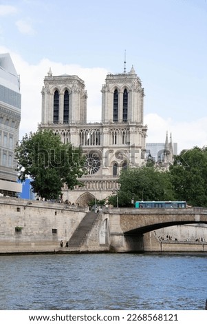 Notre-Dame de Paris, notredame cathedral seen from the river