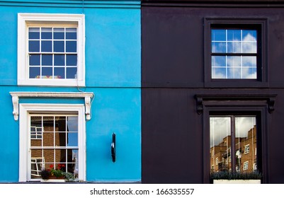 Notting Hill Houses In Portobello Road Market