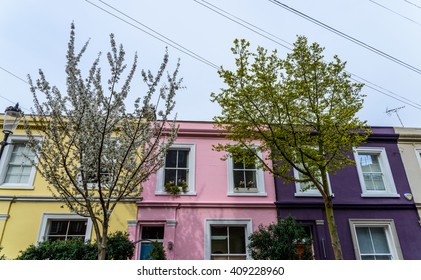 Notting Hill Houses In Portobello Road Market