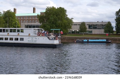 Nottingham, UK 08 20 2022 Party On A Boat