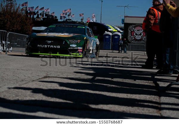 November 01, 2019 - Ft. Worth, Texas, USA:\
Kevin Harvick (4) gets ready to practice for the AAA Texas 500 at\
Texas Motor Speedway in Ft. Worth,\
Texas.