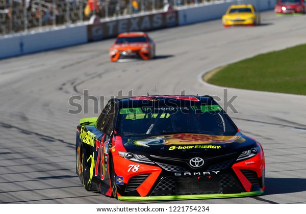 November 04, 2018 -\
Ft. Worth, Texas, USA: Martin Truex, Jr (78) battles through the\
turns for position during the AAA Texas 500 at Texas Motor Speedway\
in Ft. Worth, Texas.
