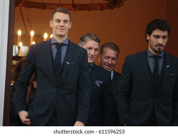 NOVEMBER 10, 2014 - BERLIN: MManuel Neuer, Bastian Schweinsteiger, Joachim Loew, Mats Hummels, Bellevue. 