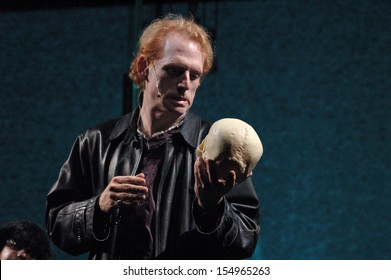 NOVEMBER 16, 2006 - BERLIN: Scott Shepherd At The Theater Play 