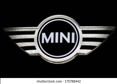 Mini Cooper Logo High Res Stock Images Shutterstock