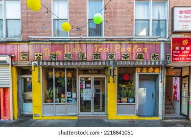 November-03-2021. Chinatown, Manhattan, New York, USA. Nom Wah Tea Parlor In Chinatown. (Editorial Use Only)