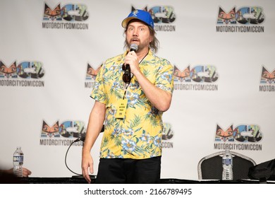 Novi, MI - May 14, 2022: Jamie Kennedy Hosts A Scream Panel At Motor City Comic Con