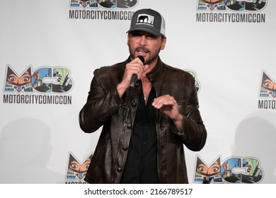 Novi, MI - May 14, 2022: Skeet Ulrich Hosts A Scream Panel At Motor City Comic Con