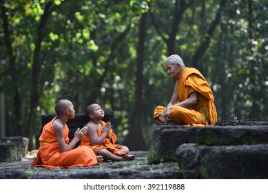 novice monks are respect old monk because of old monk are teacher in the culture of Thailand