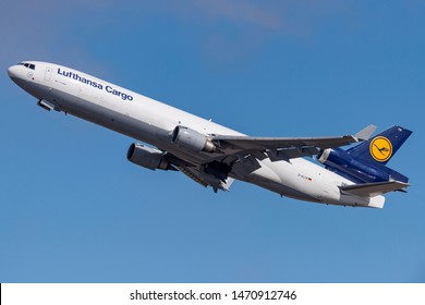 Mcdonnell Douglas Md 11 High Res Stock Images Shutterstock