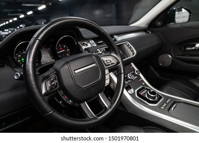Range Rover Evoque Images Stock Photos Vectors Shutterstock