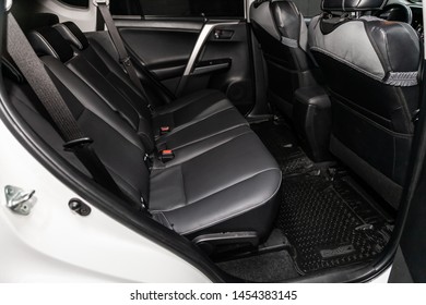 Imagenes Fotos De Stock Y Vectores Sobre Car Side View Seat