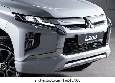Download Mitsubishi L200 Images Stock Photos Vectors Shutterstock Yellowimages Mockups