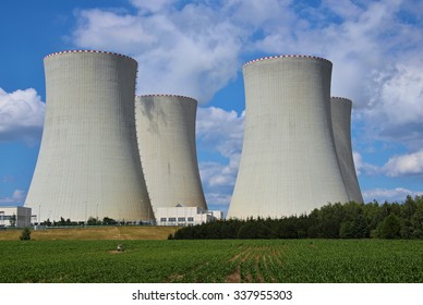 原子力発電所 イラスト の写真素材 画像 写真 Shutterstock