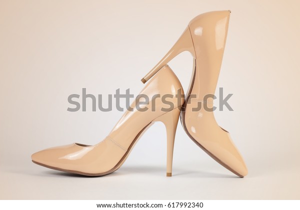 nude women in shoes