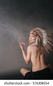 San Blas Indian Lady Nude - Indian Girl Smoking Images, Stock Photos & Vectors ...