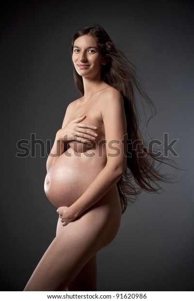 Nude pics pregnant Kirsten Dunst