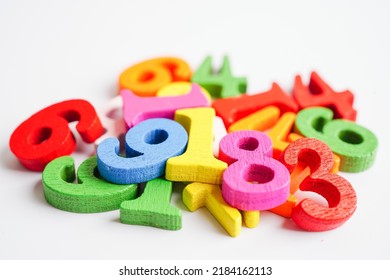 2,463 Wood cube number kids Images, Stock Photos & Vectors | Shutterstock