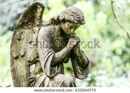 Nunhead cemetry in spring