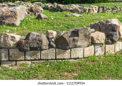 Nuraghe Su Nuraxi Barumini Sardinia Italy Stock Photo 1111709954 ...