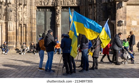 Nuremberg, Germany - Feb 27th 2022: Group Of People In Front Of Lorentzkirche -church Protesting Against Russian's War Against Ukraine.