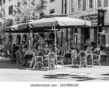 Nuremberg, Germany, On August 21, 2018. People Have Rest In Typical Cafe In Old Town