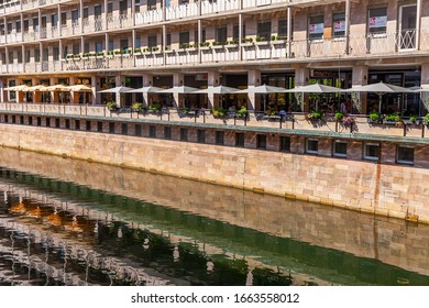 Nuremberg, Germany, On August 21, 2018. People Have Rest In Typical Cafe In Old Town