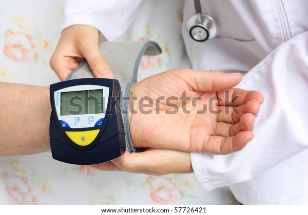 nursing research home blood pressure reliability and validity