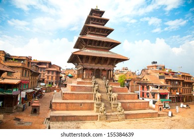 Nyatapola Pagoda on Taumadhi Square in Bhaktapur, Kathmandu Valley, Nepal.  