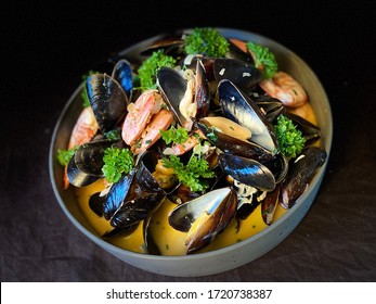 NZ Mussel Steamed With White Wine