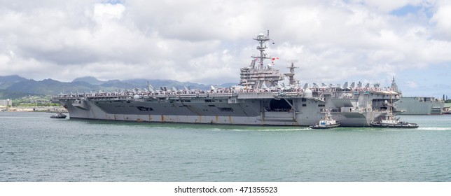OAHU, HI - AUG 5, 2016:  The USS John C. Stennis On August 5, 2016 In Pearl Harbor, USA. The John C. Stennis Is A Nimitz Class Nuclear Powered Aircraft Carrier.. 