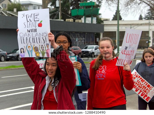 Oakland, CA - January 18, 2019: Oakland\
teachers having a one day \