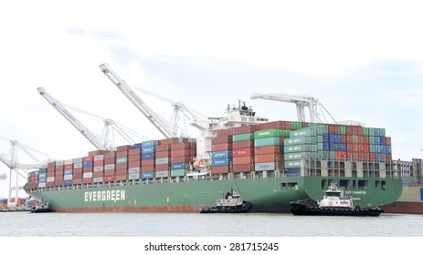 OAKLAND, CA - MAY 22, 2015: Evergreen Cargo Ship EVER CHAMPION entering the Port of Oakland. - Shutterstock ID 281715245
