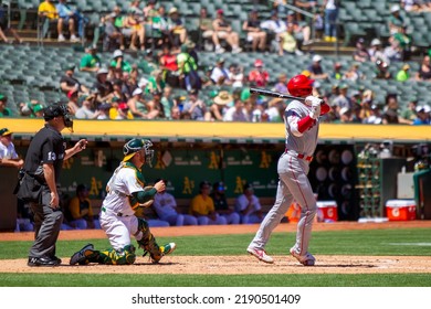 Oakland, California - August 10, 2022: Los Angeles Angels DH Shohei Ohtani Bats Against The Oakland Athletics At The Oakland Coliseum.