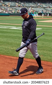 Oakland, California - August 28, 2021: New York Yankees' Outfielder Brett Gardner Walks Into The Dugout Before A Game Against The Oakland Athletics At RingCentral Coliseum.