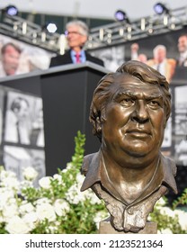 Oakland, California - February 14, 2022: KCBS Radio Anchorman Emetitus Stan Bunger, Behind The Hall Of Fame Bust Of Coach Madden, At  