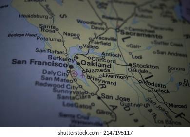 Oakland On World Political Map Stock Photo 2147195117 | Shutterstock