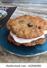 Oatmeal Creme Pie