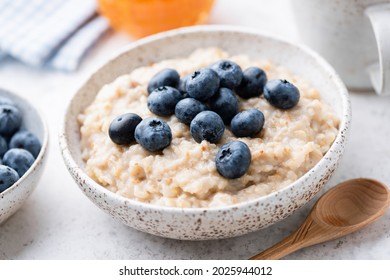 Oatmeal Porridge Bowl Blueberries Stock Photo 2025944012 | Shutterstock