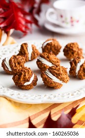 Oatmeal Pumpkin Creme Pies