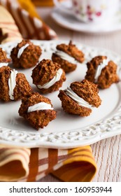 Oatmeal Pumpkin Creme Pies