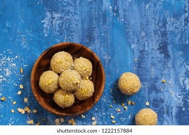 Oats Laddu Or  Ladoo / Diwali Sweets - Protein Energy Balls