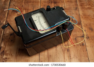 obsolete device for measuring electric current