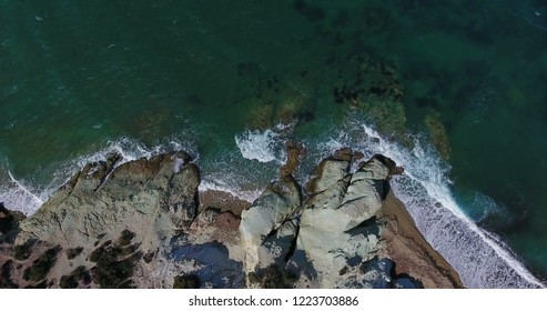 224 Cliffs Ocean Birds Eye View Waves Crashing Images, Stock Photos ...