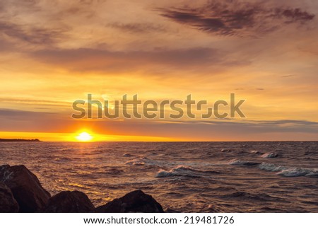 Ocean coast at sunrise (North Cape Coastal Drive, Prince Edward Island, Canada)