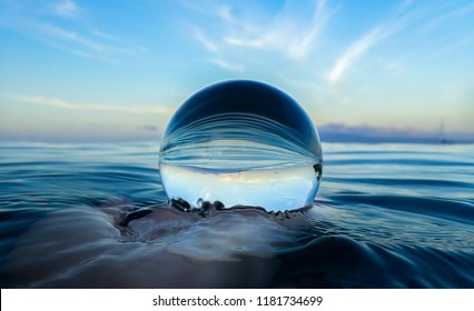 586,634 Glass ball Images, Stock Photos & Vectors | Shutterstock